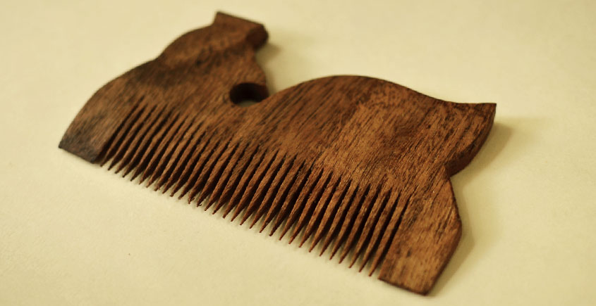 Wooden comb ~ Tribal markings { 5 }